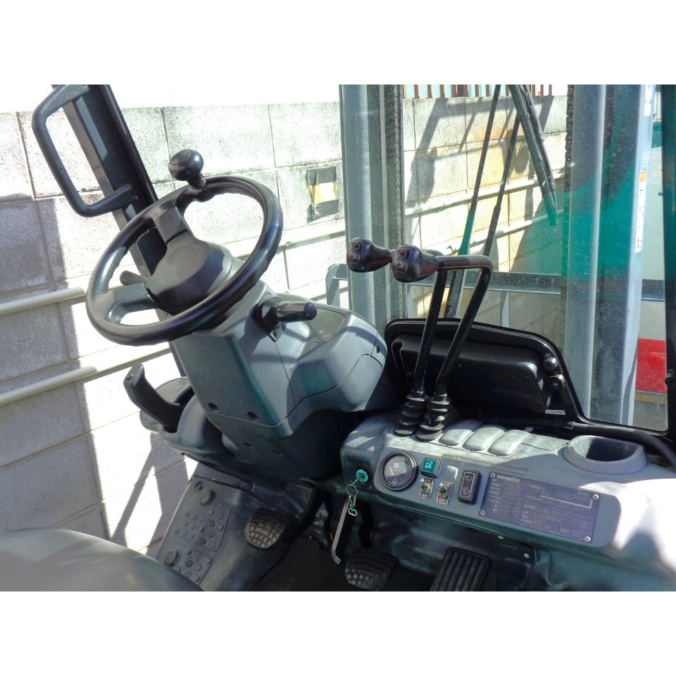 中古 コマツ フォークリフト 1.5t FG15LT-20