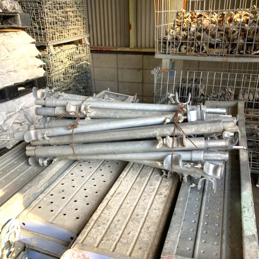 中古 足場 エンドストッパー 600~1219mm 蝶ネジ式