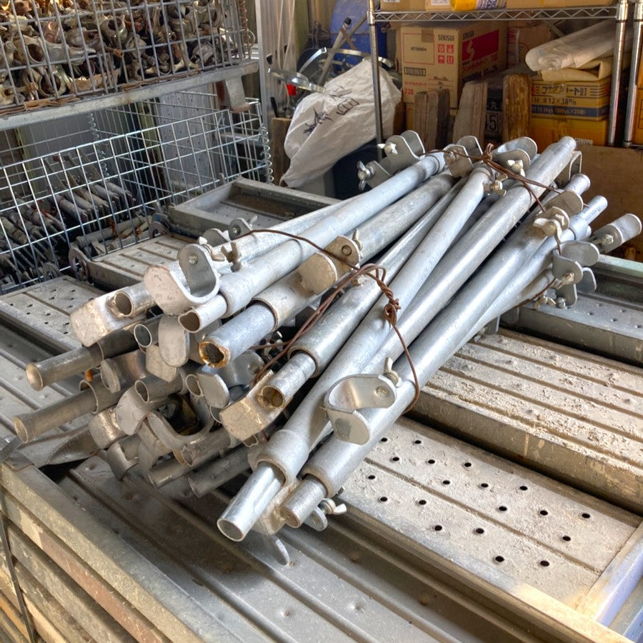 中古 足場 エンドストッパー 600~1219mm 蝶ネジ式