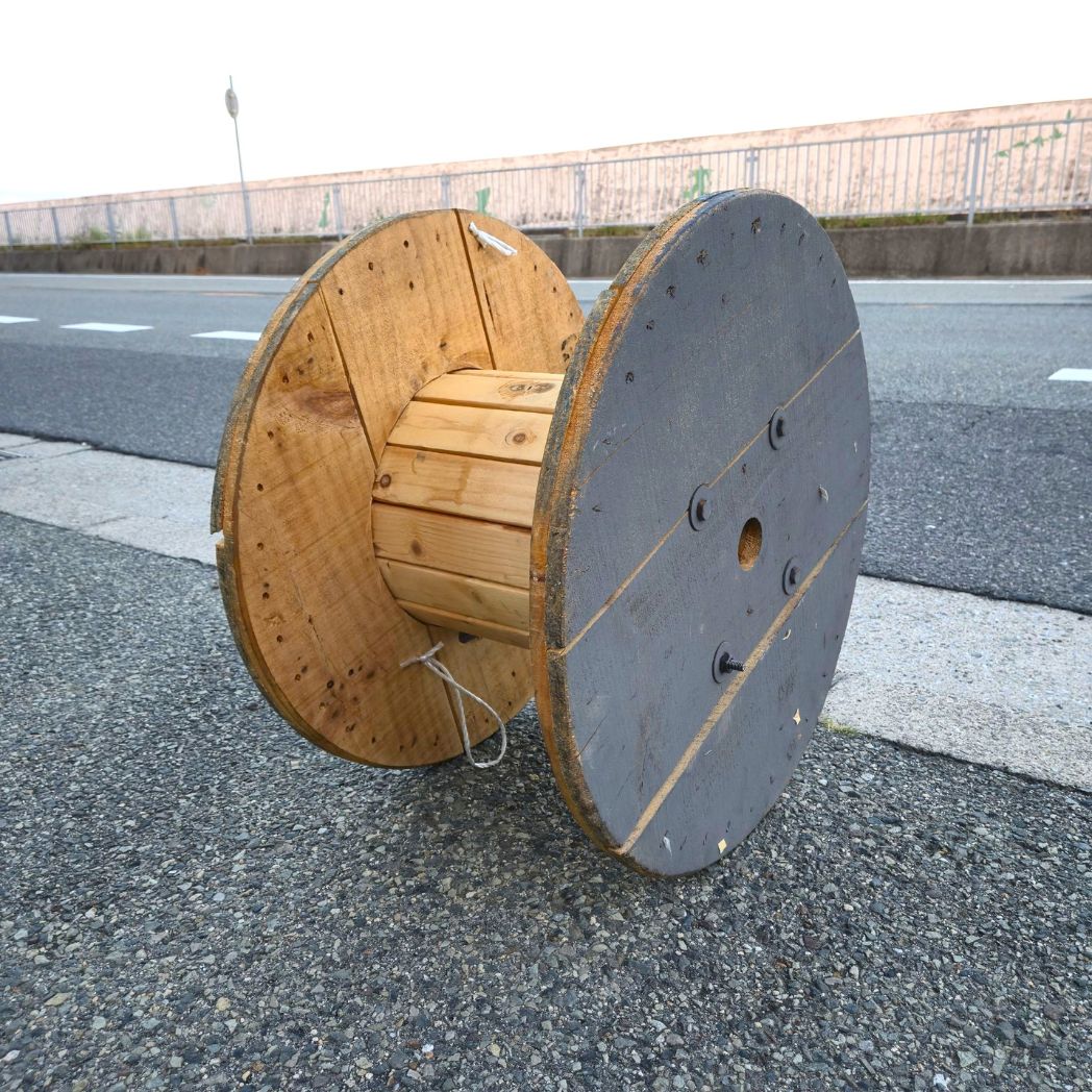 木製ドラム 中古販売品 ケーブル輸送や工事現場の巻き取り作業に最適