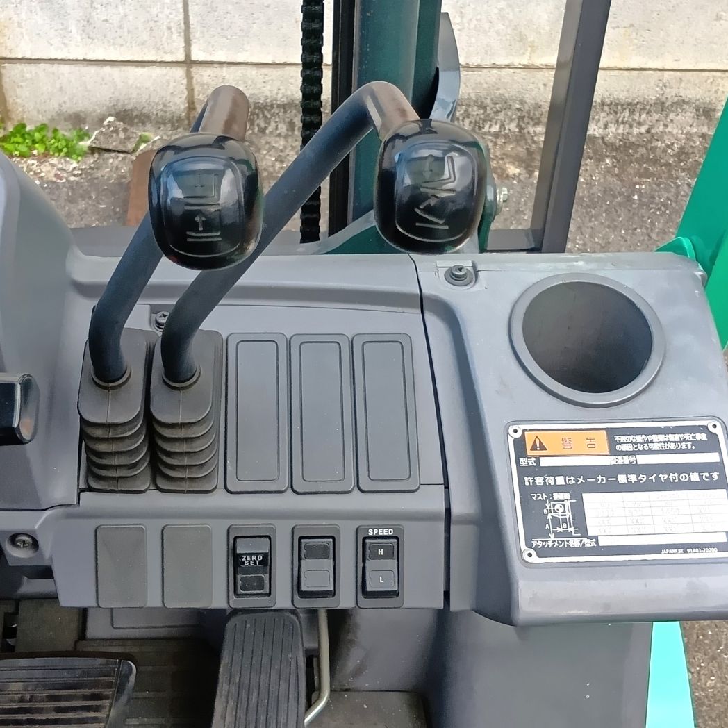 中古 グリンディア フォークリフト カウンター式 三菱ロジスネクスト（KFGE15T） 中古 グリンディア フォークリフト カウンター式 三菱ロジスネクスト