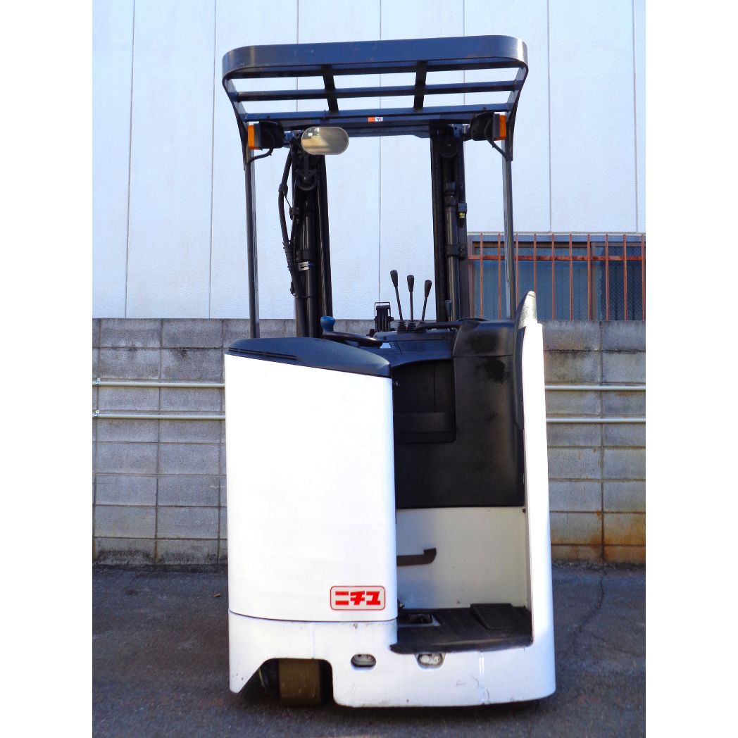 中古 プラッター リーチ式フォークリフト FBRMAW15-80-500M ニチユ