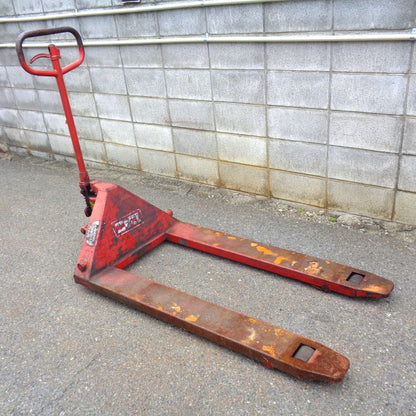 ニチユ製の中古ハンドリフト 倉庫での重量物運搬に最適