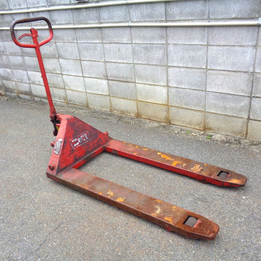 ニチユ製の中古ハンドリフト 倉庫での重量物運搬に最適